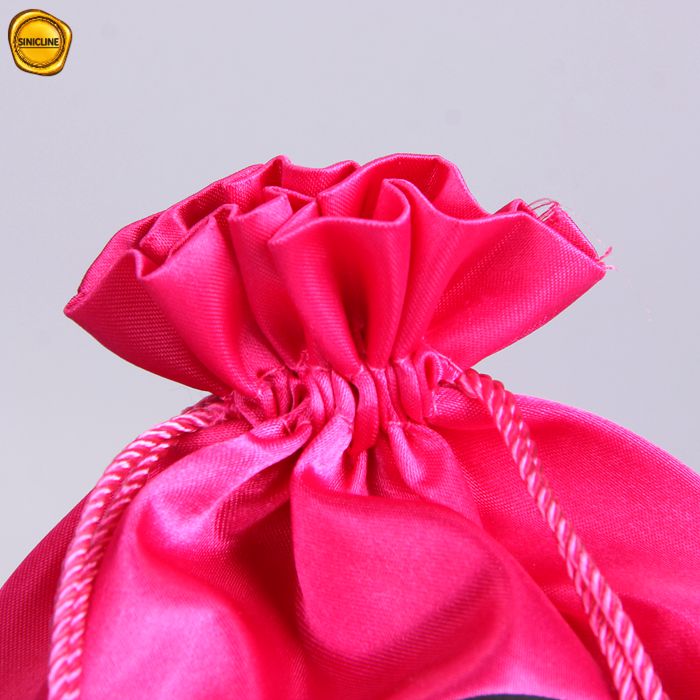 Sac en soie rose avec logo personnalisé pour perruques Personnaliser les sacs de perruque