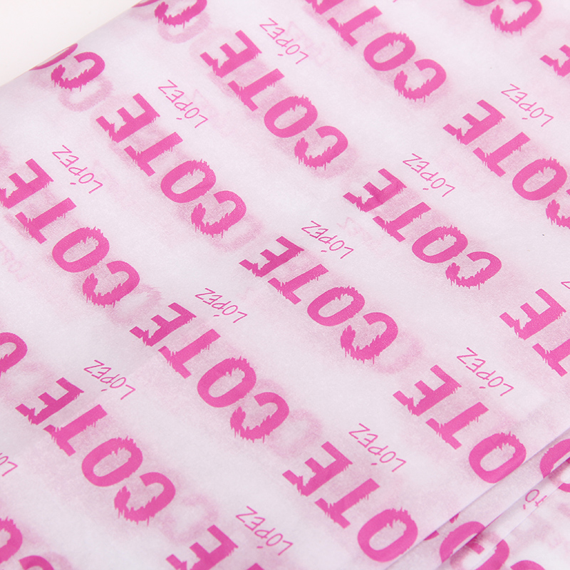 Concevoir en fonction du client des cosmétiques empaquetant le papier de soie blanc de logo rose